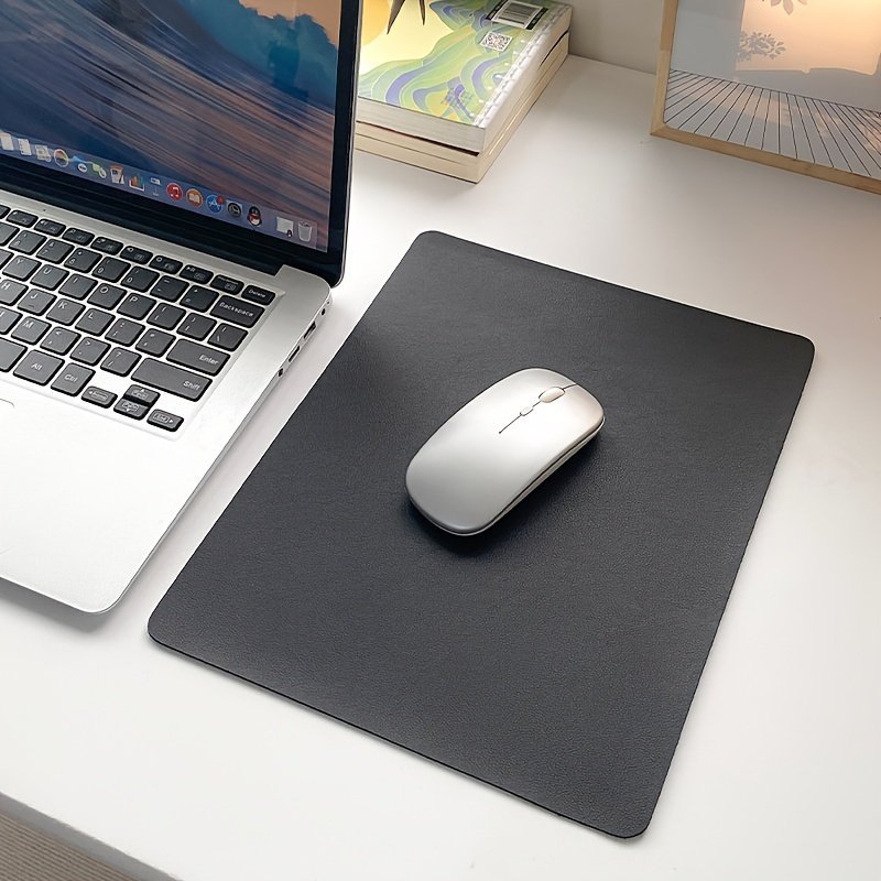 80aa3af778120e44c55f1d2bc90d9b44.jpg Faux Leather Mouse Pad