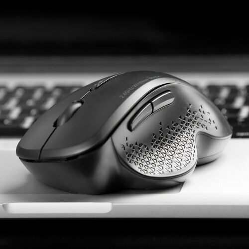 Ergonomic Wireless Mouse