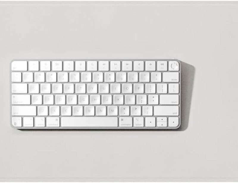 Journey ALTI SLIM Wireless Charging Desk Mat – Light Grey